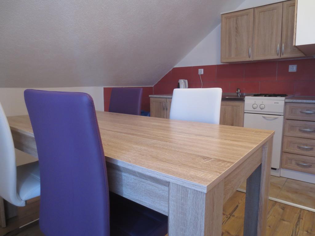 House Katja Hotel Jezerce Room photo
