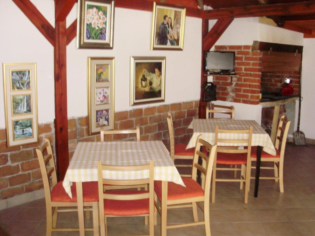 House Katja Hotel Jezerce Exterior photo